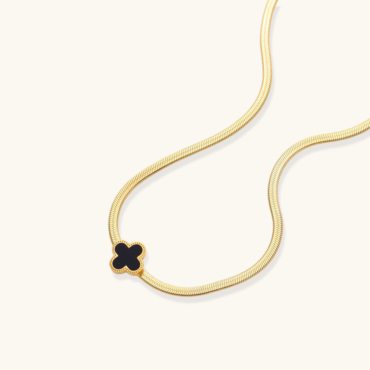 Lucky Clover Necklace — Gold-plated steel — Amaurine (view 2)