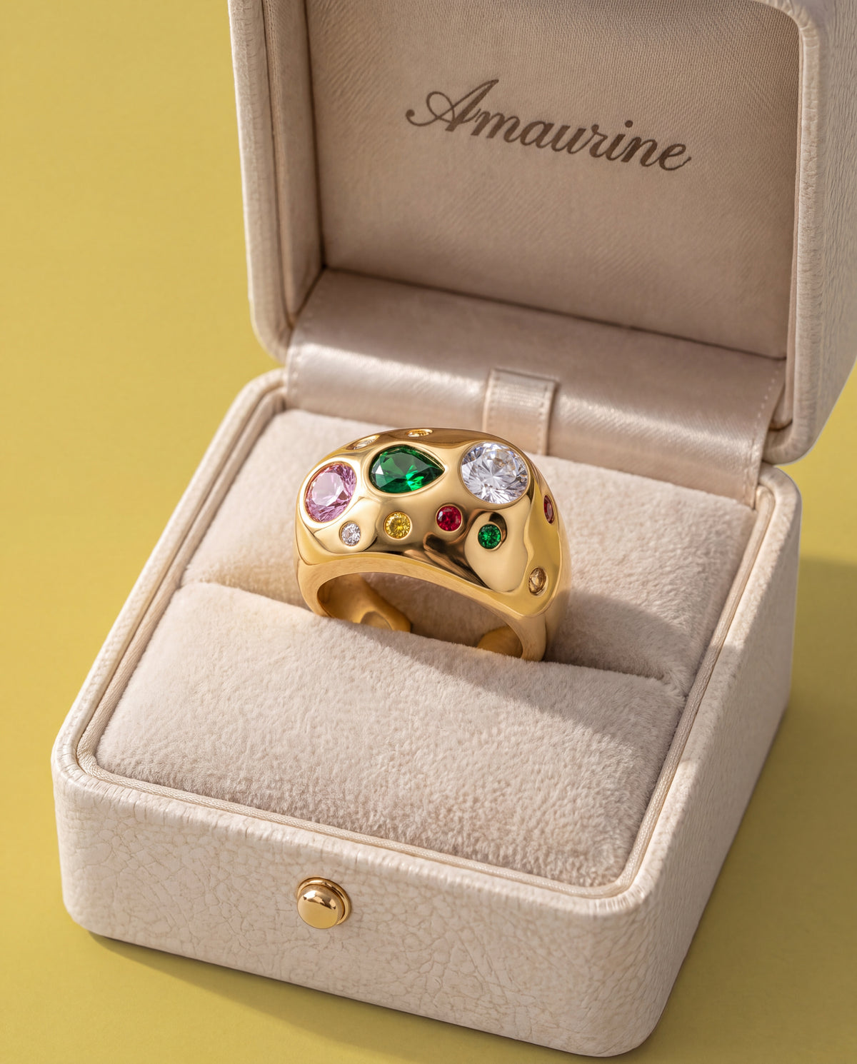 Rosace Dome Ring — presentation box