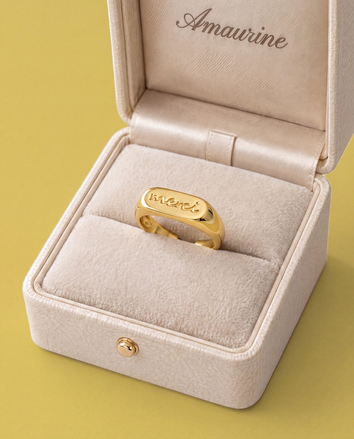Cachet Signet Ring — presentation box