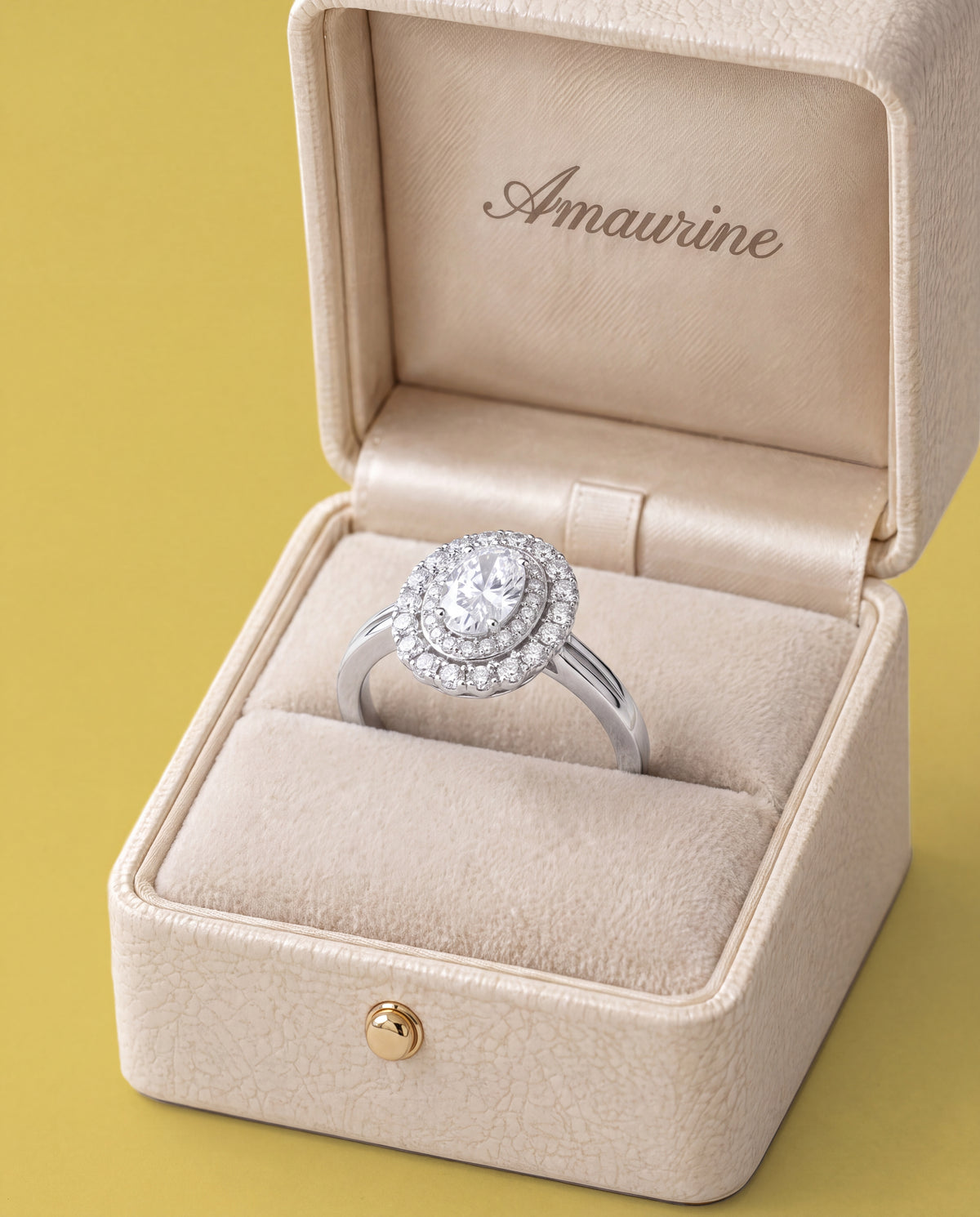 Rêverie Double Halo Ring — presentation box