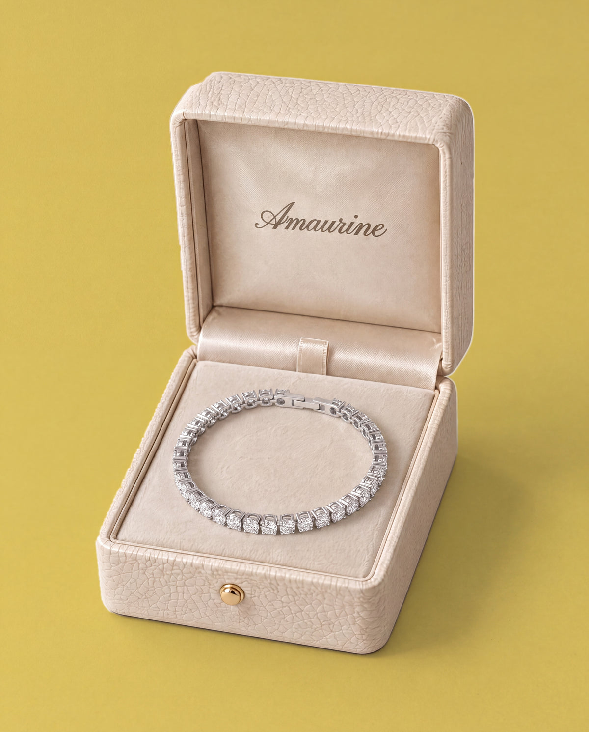 Rivière Tennis Bracelet — presentation box