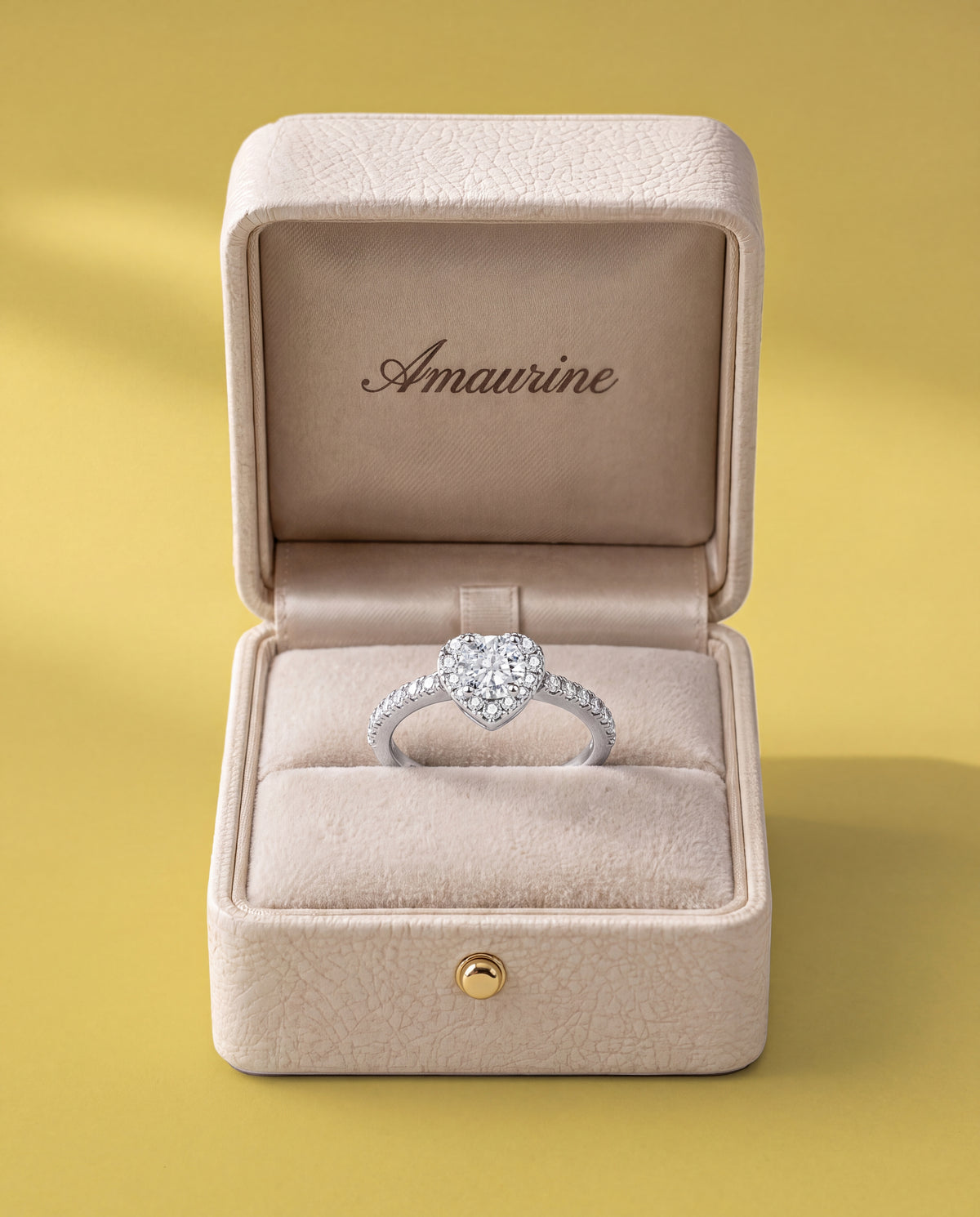 Sérénade Heart Ring — presentation box