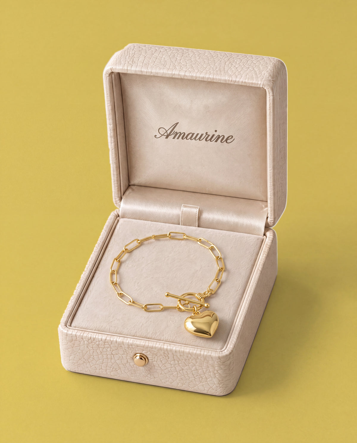 Attache Heart Bracelet — presentation box