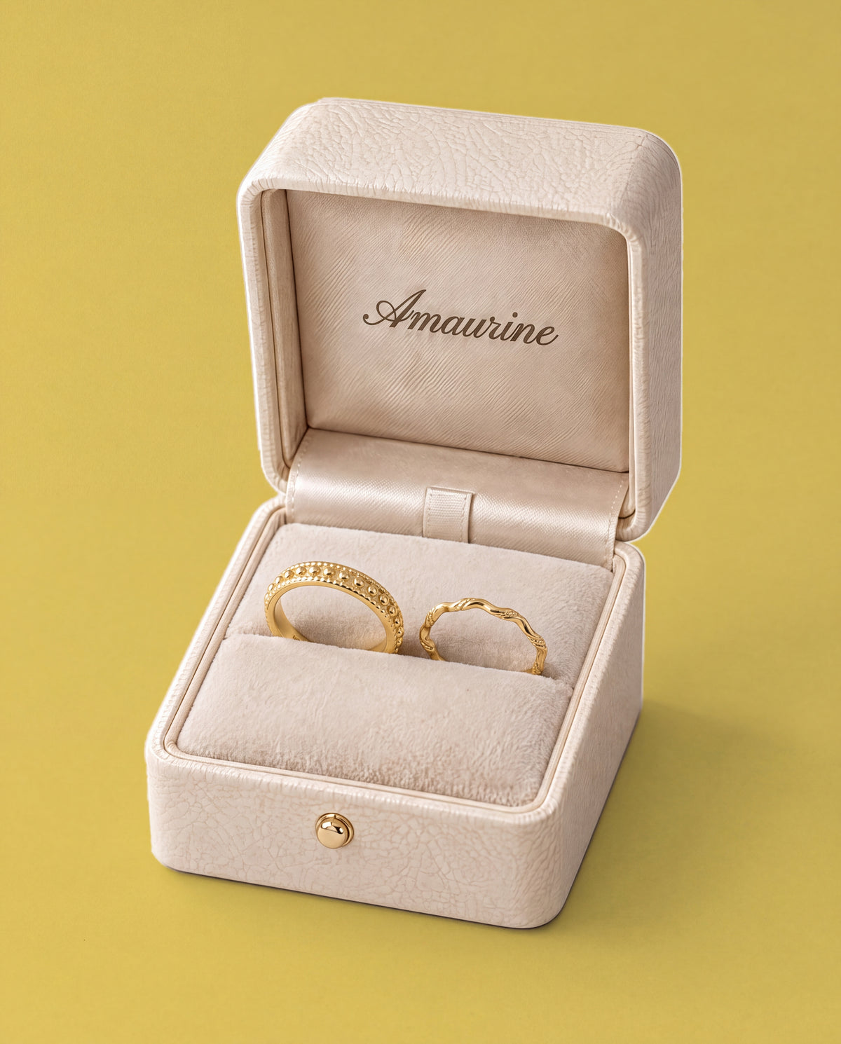 Chapelet Bead Ring — presentation box
