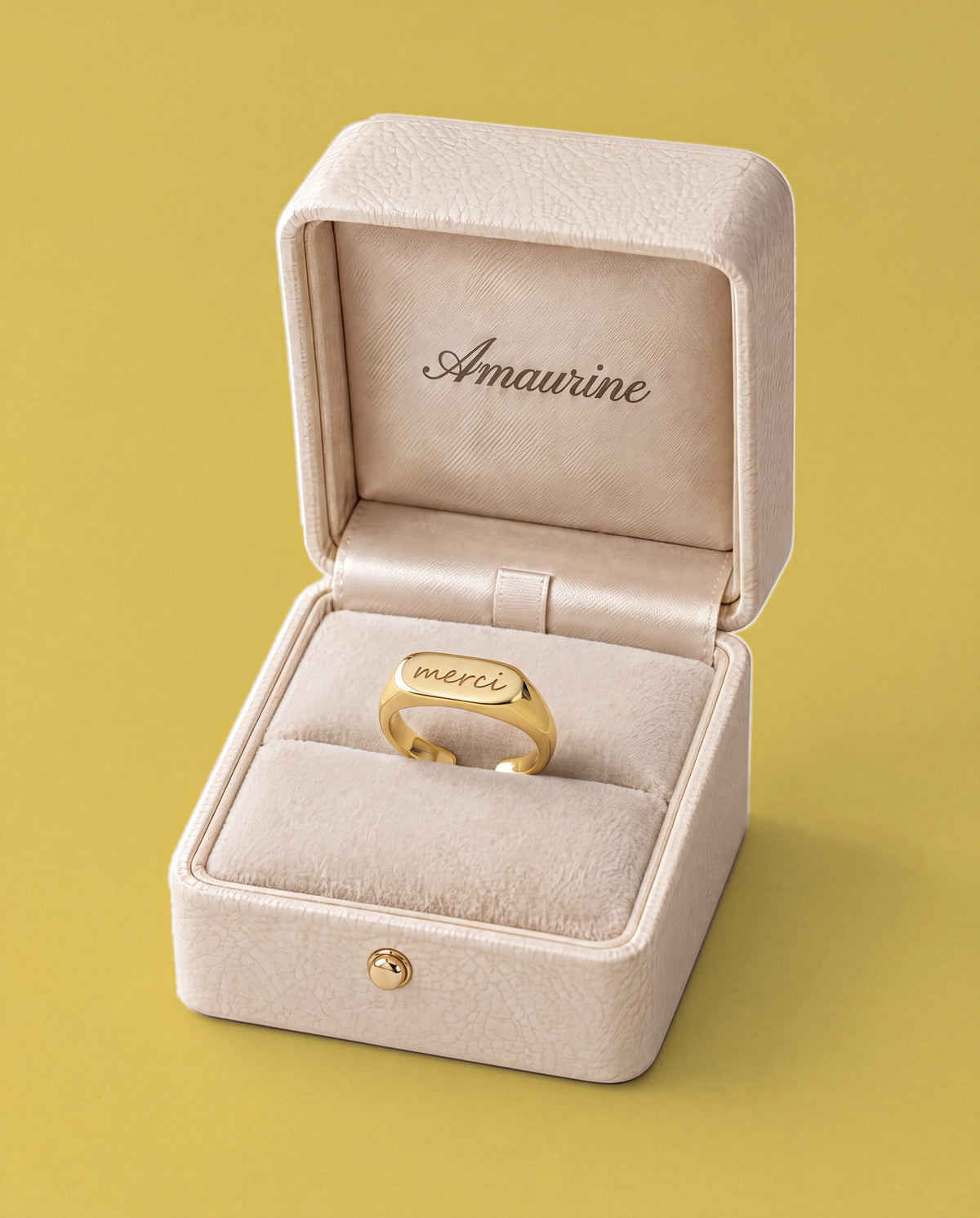 Paraphe Signet Ring — presentation box