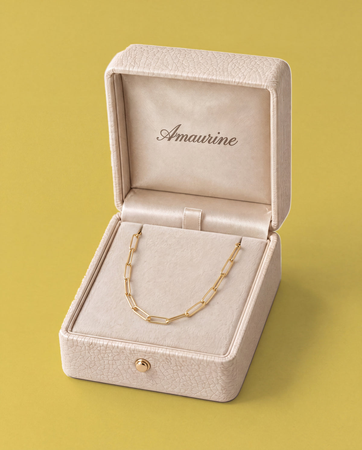 Enfilade Link Necklace — presentation box