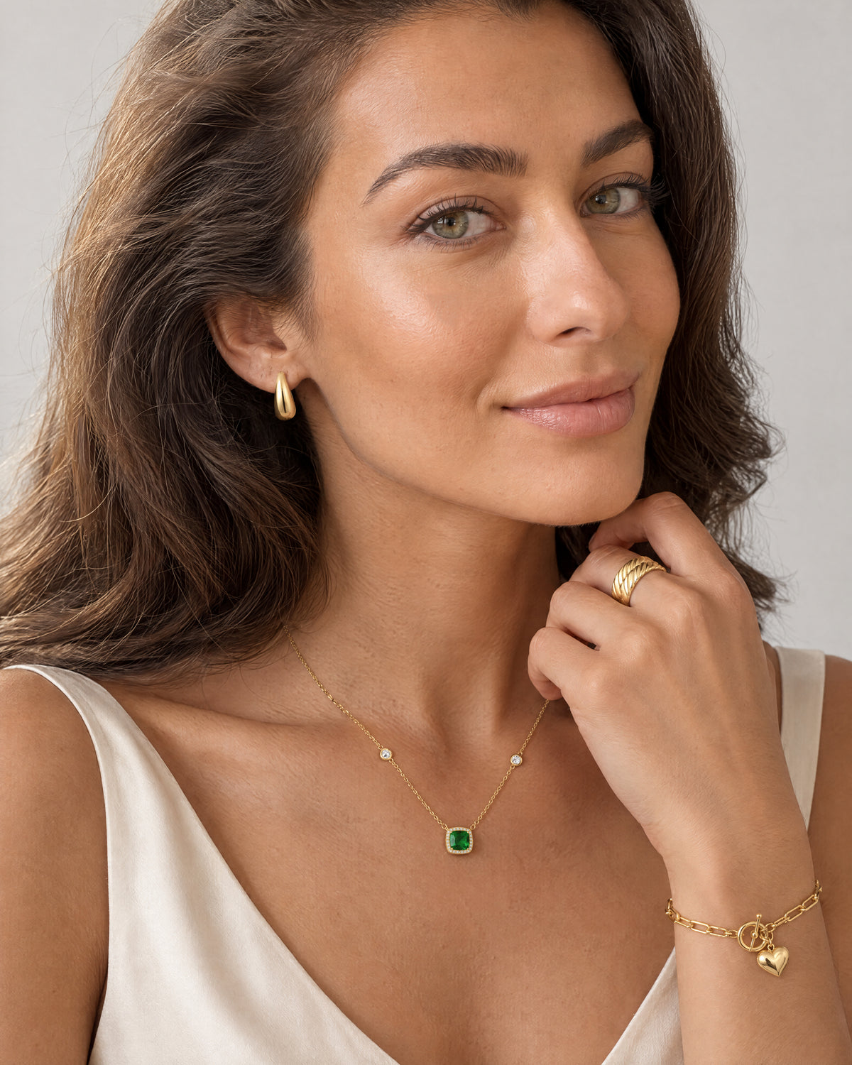 Biseau Huggie Hoops — Amaurine