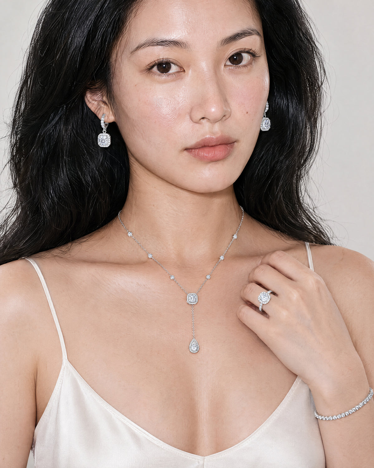 Équinoxe Balance Necklace — Amaurine