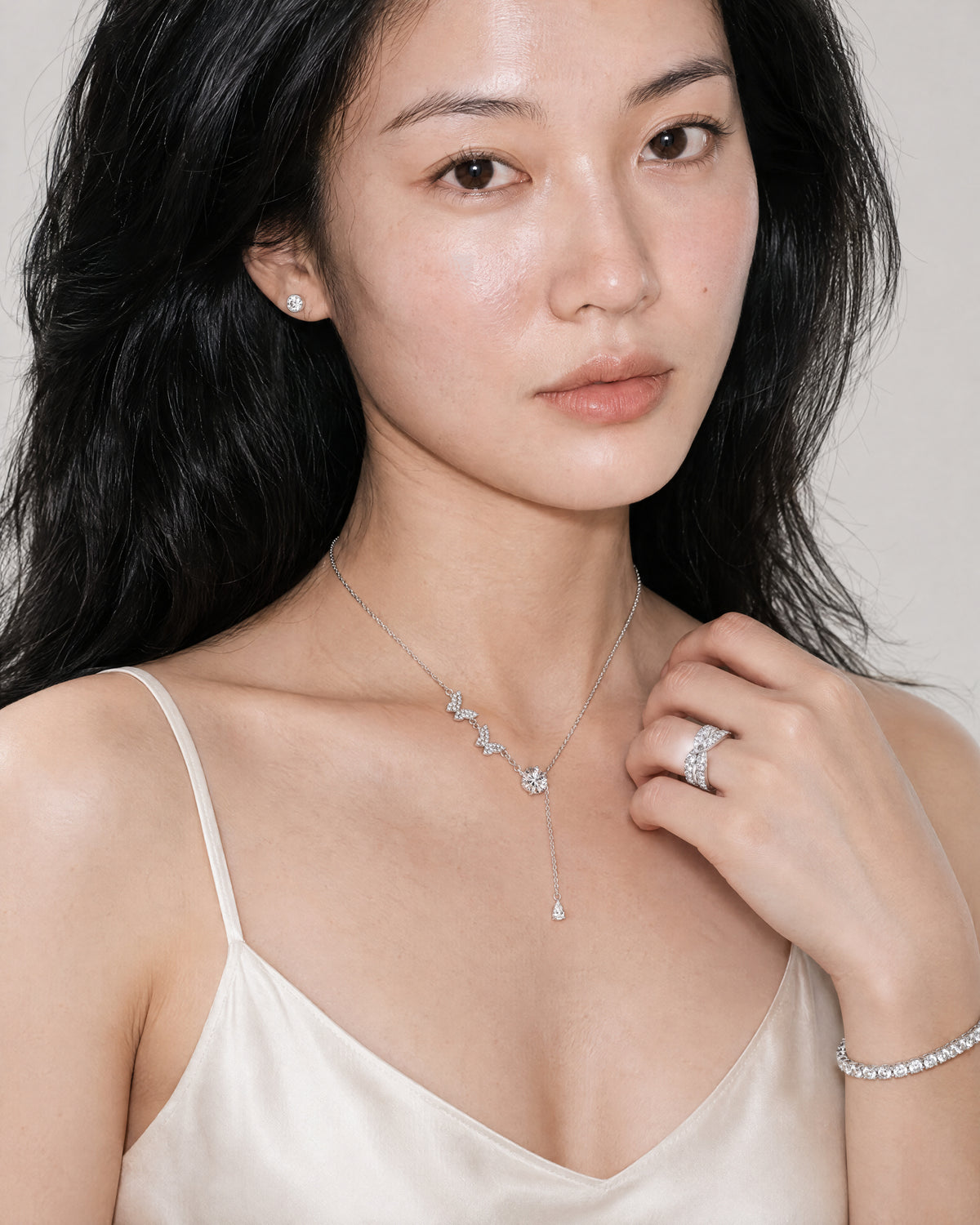 Frisson Lariat — Amaurine
