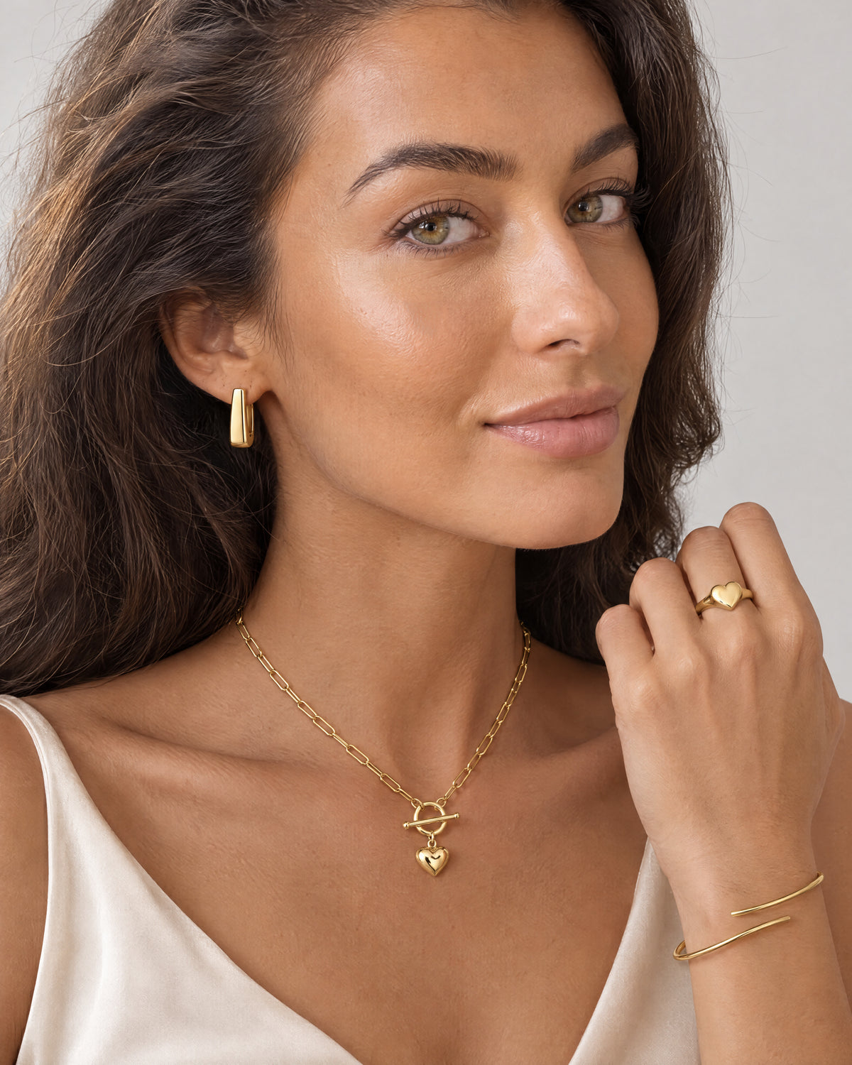 Galet Huggie Earrings — Amaurine