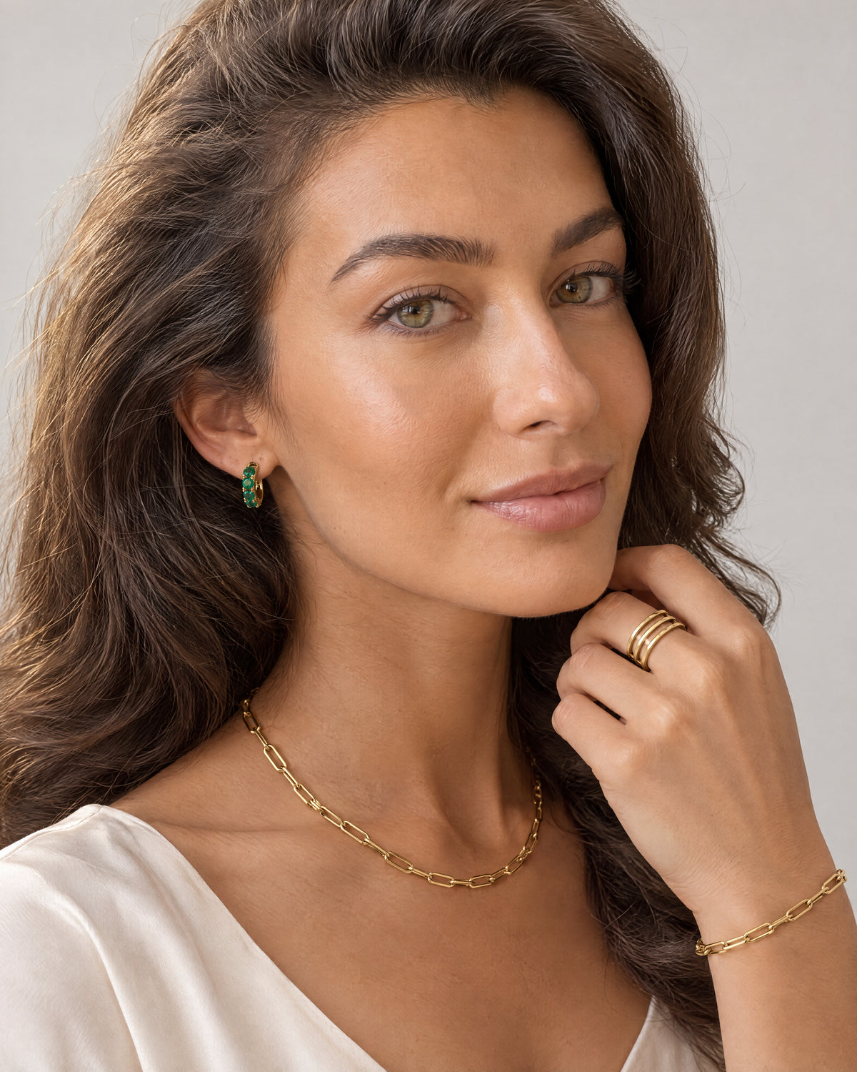 Verrière Huggie Hoops — Amaurine