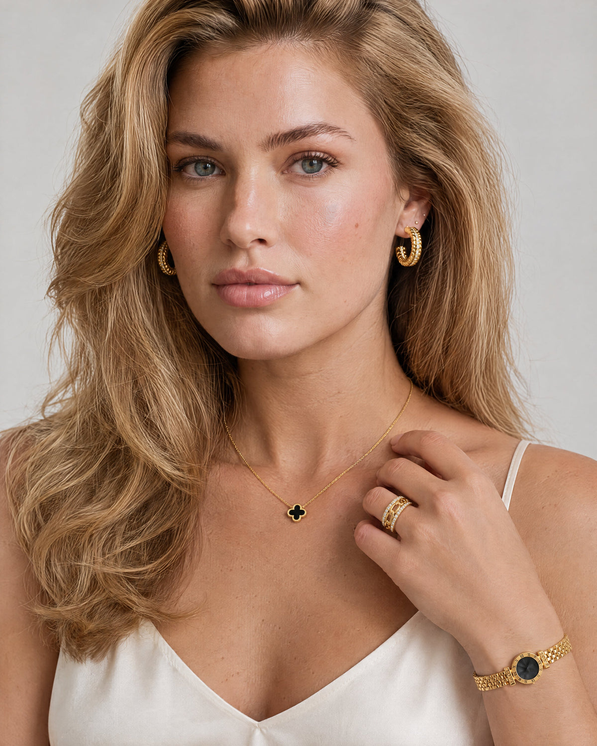 Laque Quatrefoil Necklace — Amaurine