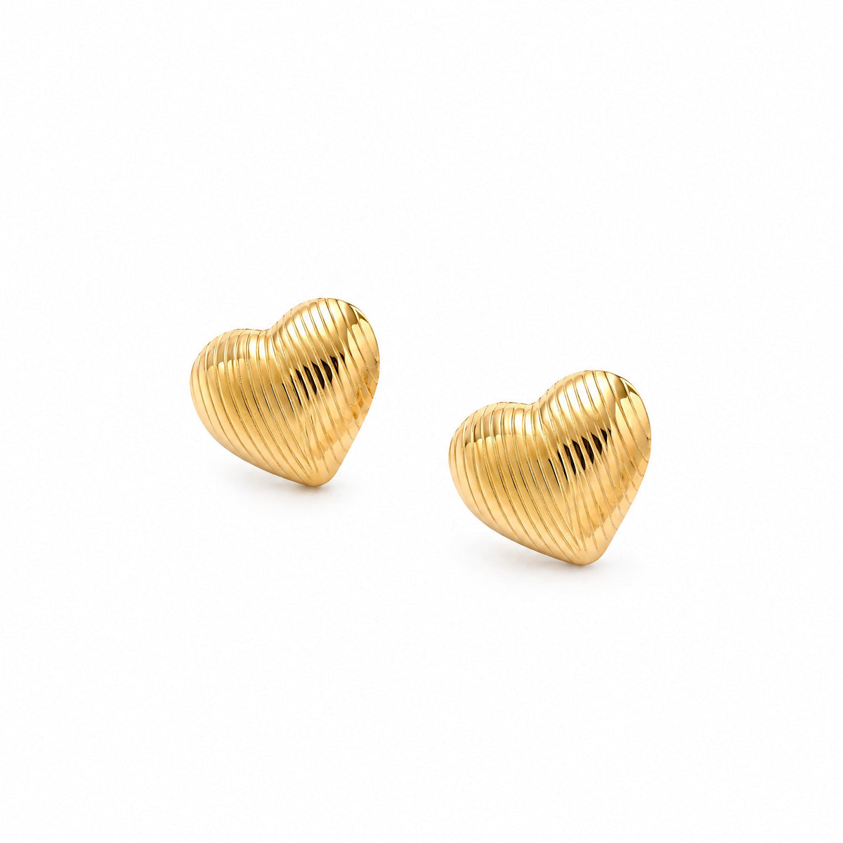 Rainure Heart Studs — Amaurine