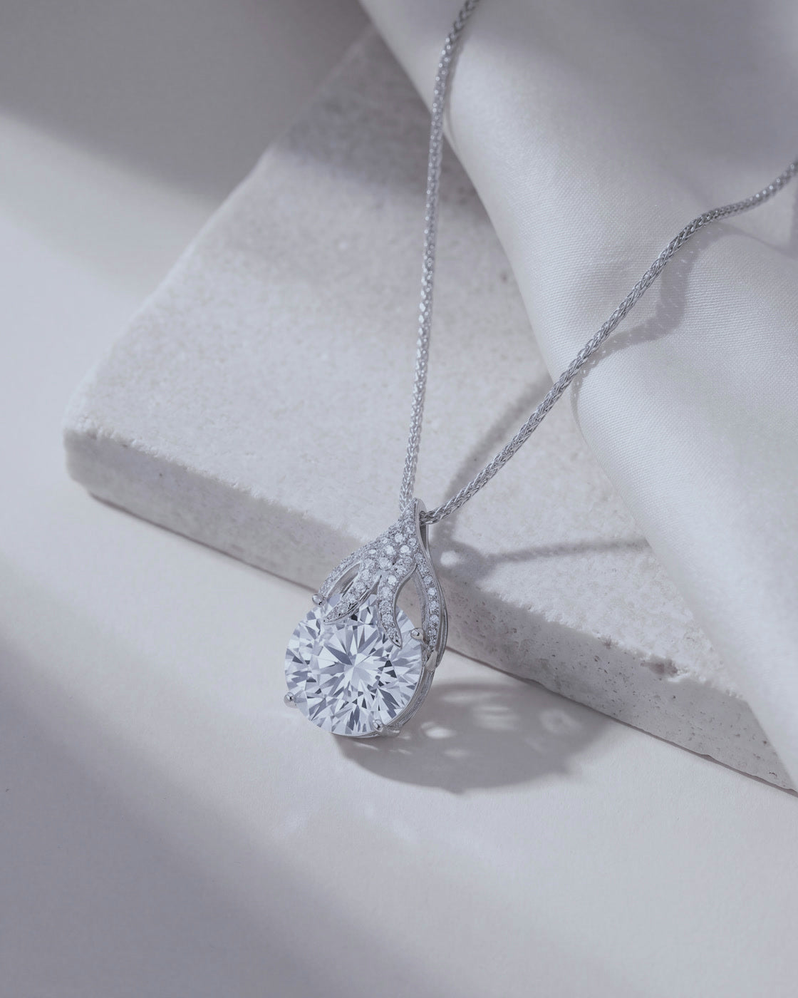 Ondine Teardrop Necklace — Sterling silver — Amaurine